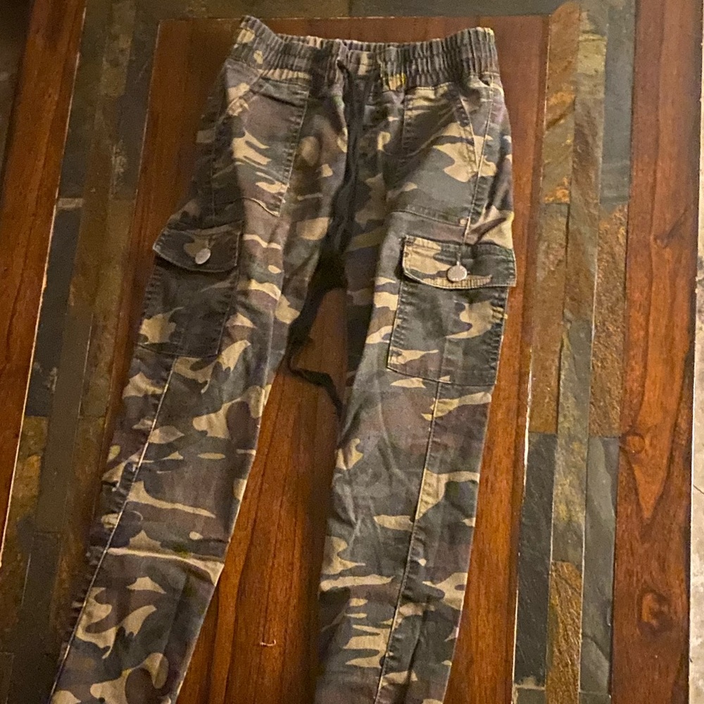 Camo Joggers/jeans